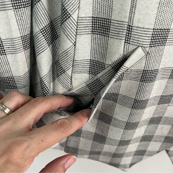 CAbi Style 5292 Valentina Plaid Check Ponte Knit Blazer - Picture 8 of 15